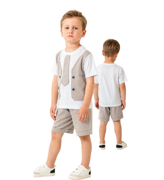 T-skjorte og shortssett pyntet