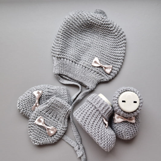 Babysett - Lue, votter, tøfler, Grå